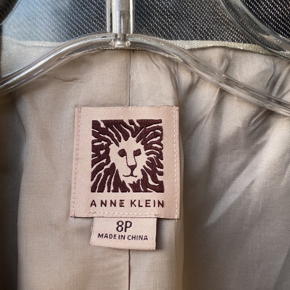 Comfortable Suit skirt - Picture 3 of 6